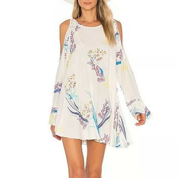 Free People Dresses & Skirts - Free People NWT clear skies cold shoulder dress